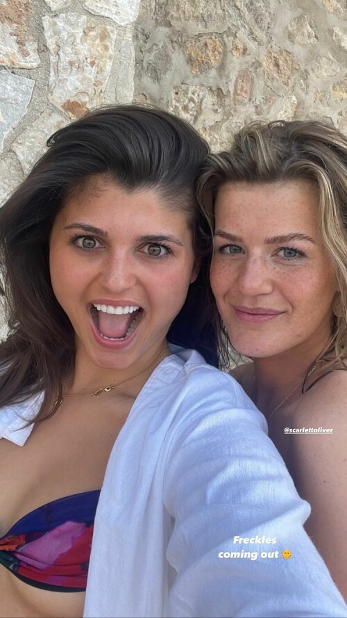 Stories Instagram 750x750 58fc2029 babc 48fe 88b9 359ebb6c25ea