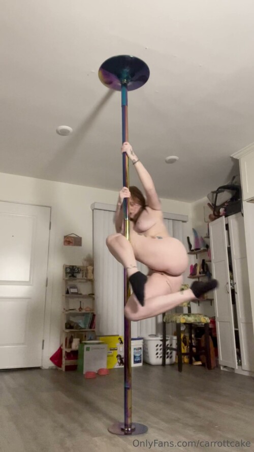 Stripper Pole Dancing 2c08fbb399c0f476d