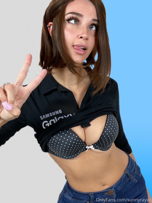 SunnyRayXo OnlyFans 1071