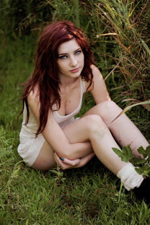 Susan-Coffey-DEVUSKI-RYZIE-POD-KATOM-ESE-26524074136b44bc617cd2