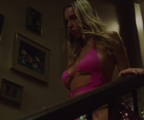 Sydney Sweeney Euphoria S02E04 222edcff50a477c81
