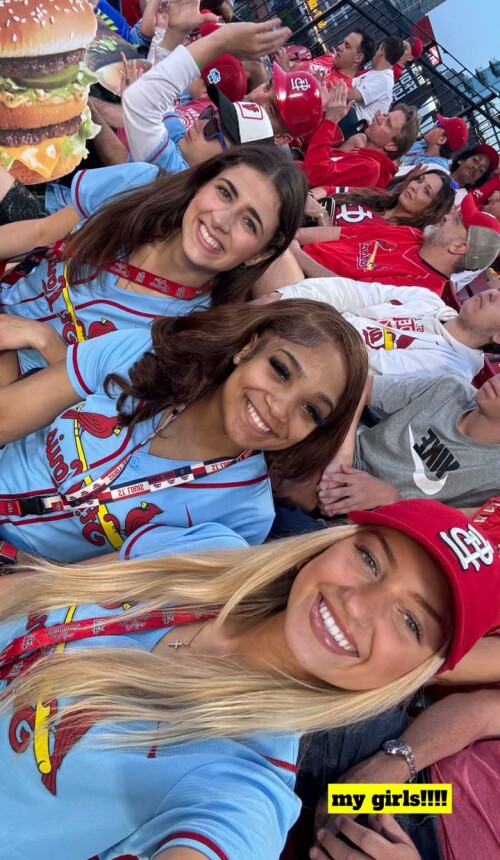 Sydney Thomas 27850cd58b9291ed821