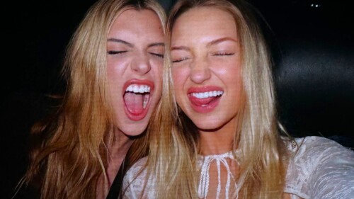 Sydney Thomase1b9dcc434e14c7f