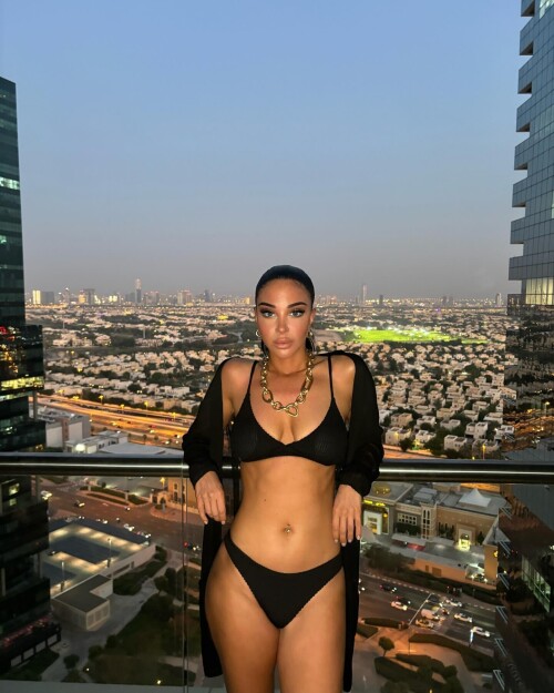 TC 354f86c44bde1b9634