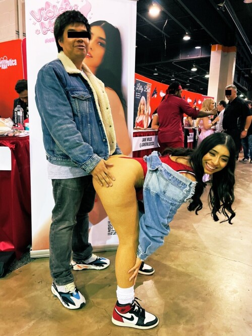 TLklBX70e893c8971e10af59