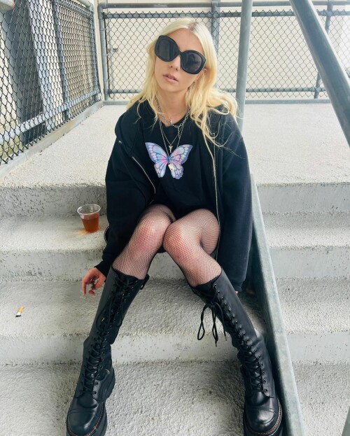 TM R19e3472f25a0af7c7