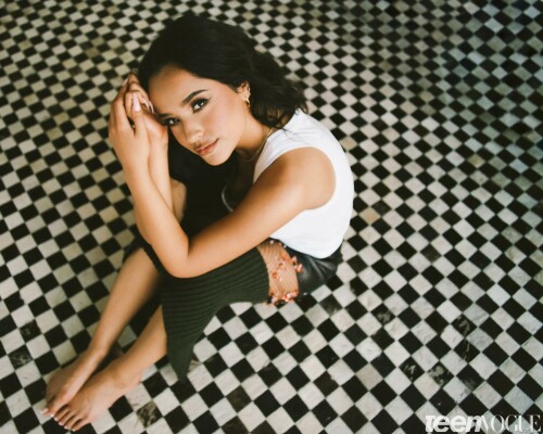 TV BeckyG September Cover 16