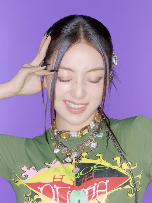 TWICE 4th Full Album THIS IS FOR Concept Photos documents 52fa5813dd37b792115a2105d896ca1132