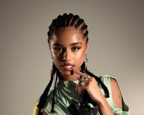 TYLA_Press_0299_LRcopy9cab2c7030a5313d