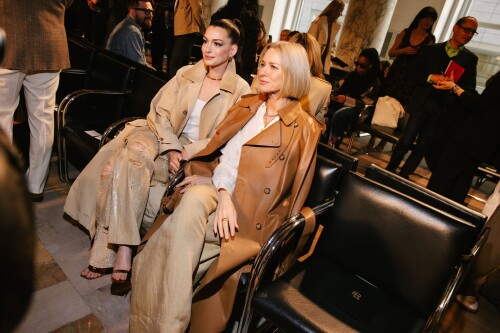 TYZAE6RST56Y 493d34b88653f7e00