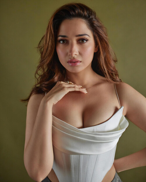 Tamanna Bhatiafd0d250f0fad5611