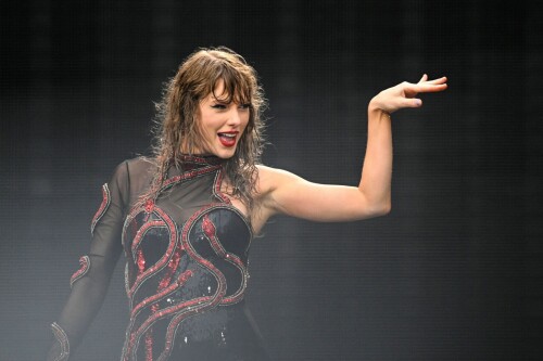 Taylor Swift The Eras Tour in Hamburg 07232024 17 d2a280367eba78a6