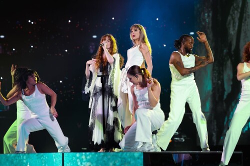 Taylor Swift The Eras Tour in London 08 20 2024 11 903d80fc861d4d2f