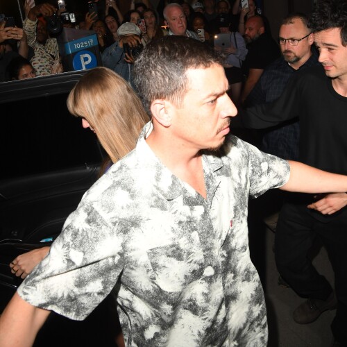 Taylor Swift out in New York 15