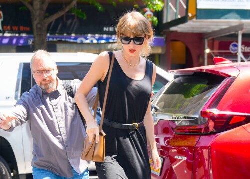 Taylor Swift out in New York 05 31 2023 15 aff3f9a0f08f49b8
