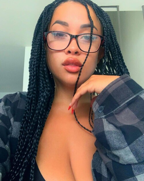 Tell me something that makes you feel good5ff22d59a47db6b4