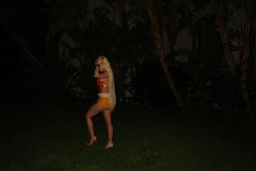 The Night Is Young 303c3952acd1eca64