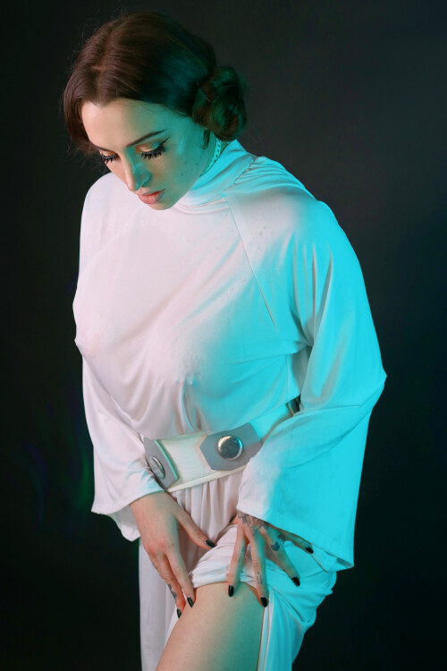 The Wet Princess 120cdfaf01bd8bf4f4