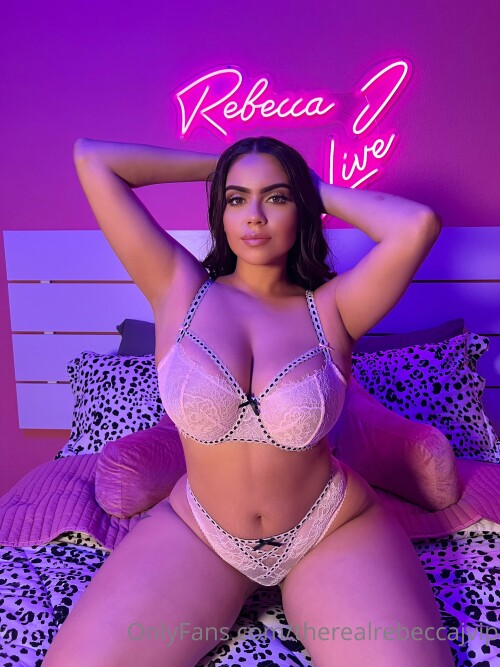 TheRealRebeccaJ Images 22868d600d7a0aec6ae