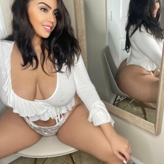 TheRealRebeccaJ-Images-2554a04564ece4c972e