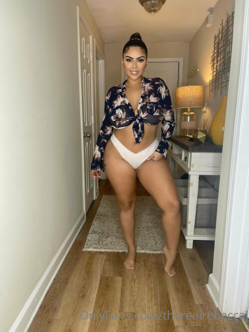 TheRealRebeccaJ Images 326079d4e369dd6bf3f