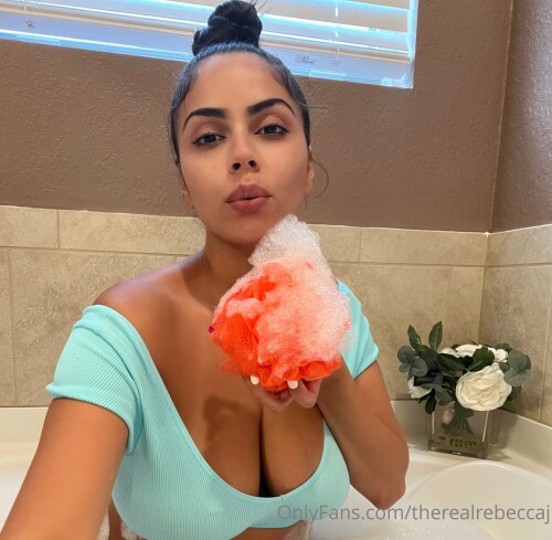 TheRealRebeccaJ Images 350defe56506d322431