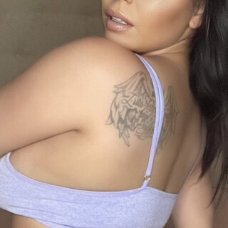 TheRealRebeccaJ-Images-6516bb3fa34f3df1e2e