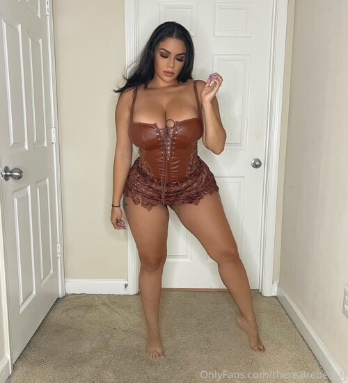 TheRealRebeccaJ Images 656bba6f789a11ca5a4