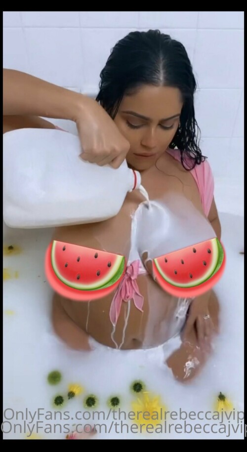 TheRealRebeccaJ Images 66083c2c8fc9bbcb009