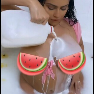 TheRealRebeccaJ-Images-66083c2c8fc9bbcb009