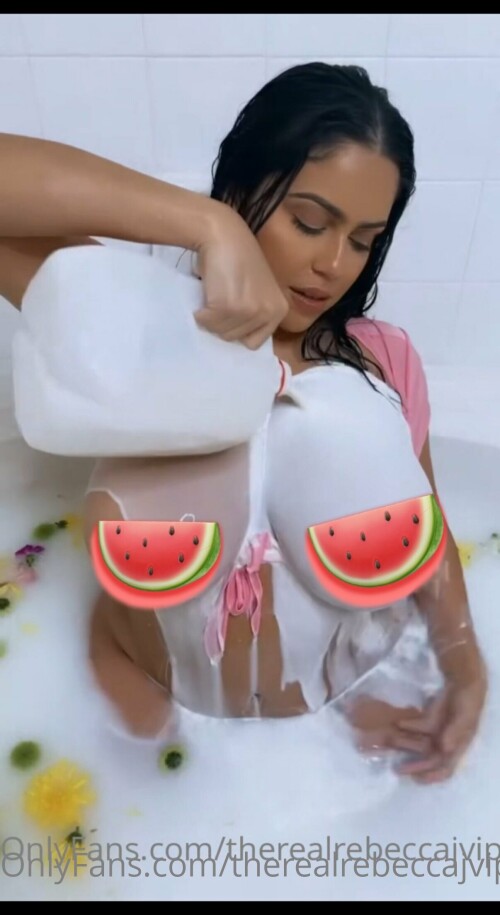 TheRealRebeccaJ Images 6867c1da89028c9f87e