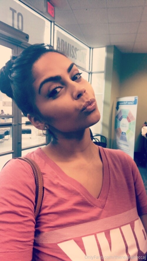 TheRealRebeccaJ Images 808188353fdaceb529a