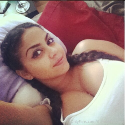 TheRealRebeccaJ Images 9492edd25b10256ab97