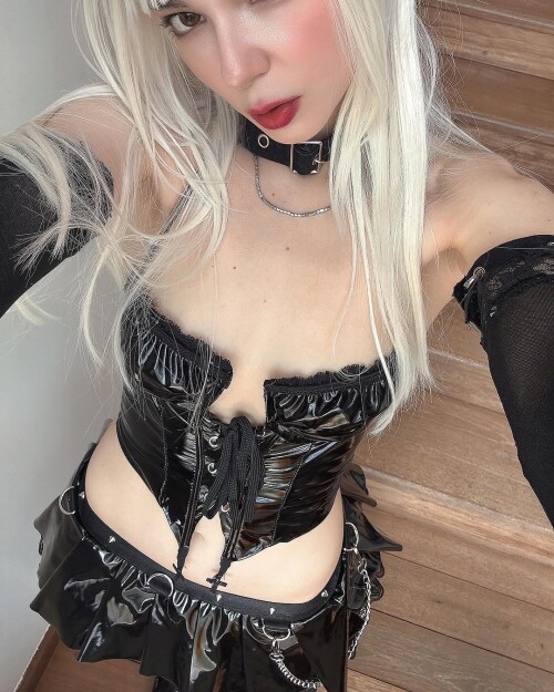 This world is rotten 27414c20ce8fee2eb