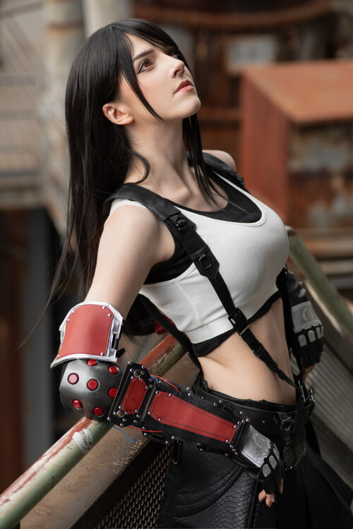 Tifa 14218f6d3401211384