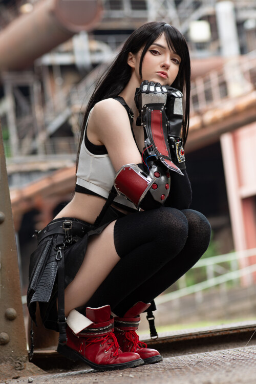 Tifa 4ec62a24b1ad567fe