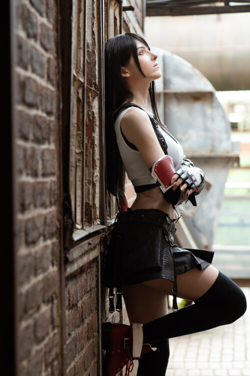 Tifa 5a17ccf193f616be5