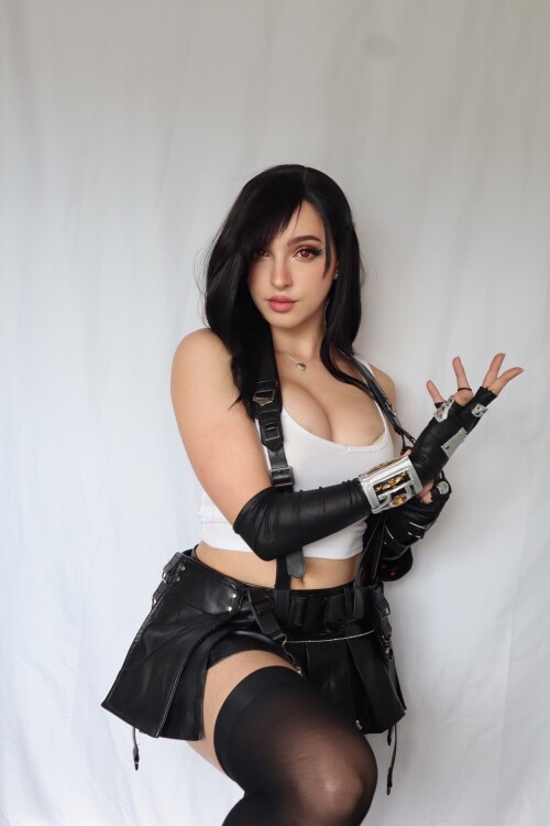 Tifa Lockhart 16