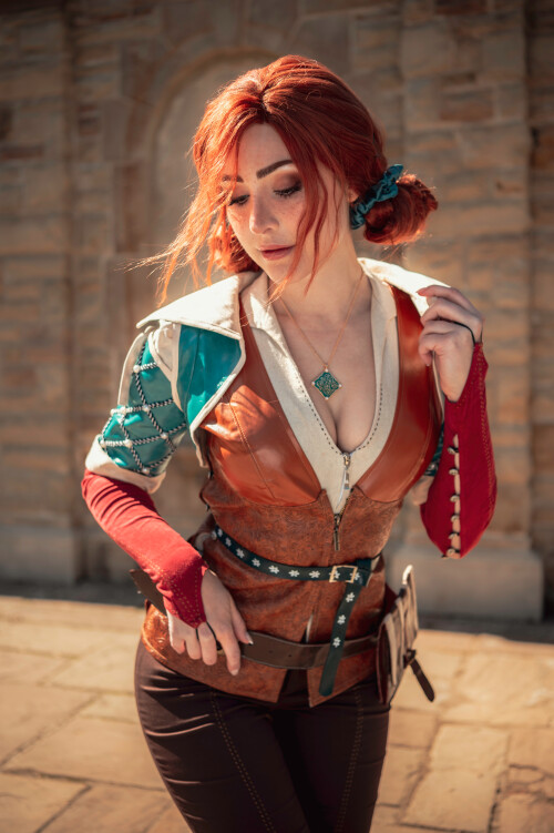 Triss-4bba38c2f1d2d7e4f.jpeg