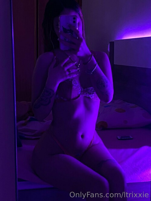 Trixxie2aa15f2281eab8690