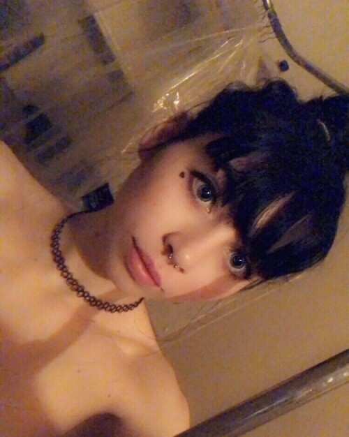 Tumblr l 221012521965064