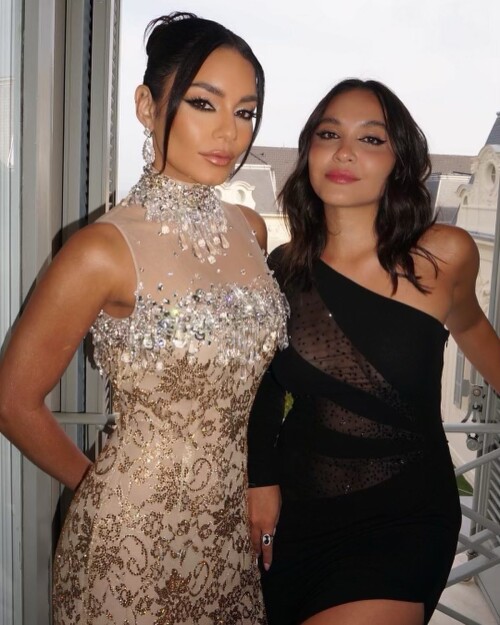 Tumblr l 244674222916611e01323d7c1c7d52d