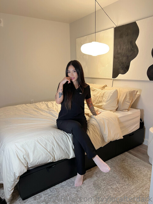 TvylorAfterDark image 0187454a3d64ca8fc96