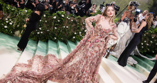 UD4QcW0KLJ634bd6de235438f9