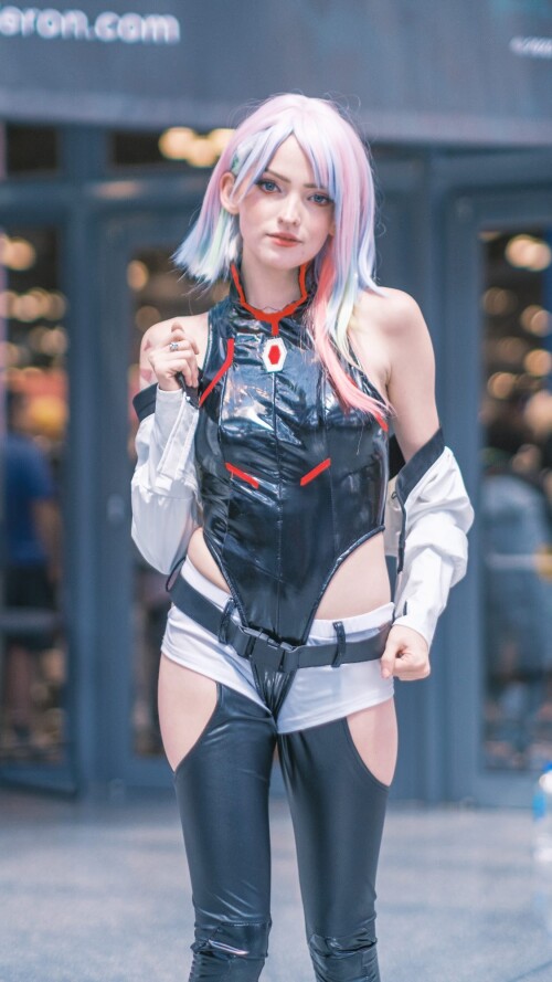 UD johnnyz guitar 35660338792a5637a1ddb4ef6