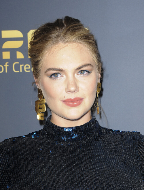 UJ7TdWLo o6f1e2b9cb8a85d98