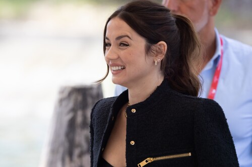 UbAFrSdjPH0104aba64a6305951