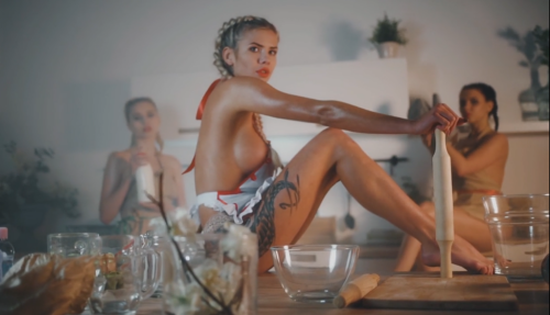 Untitled21a1ee4cdee00a33b2