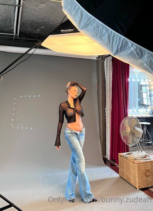 Upp 12687b9e32e327cdc44