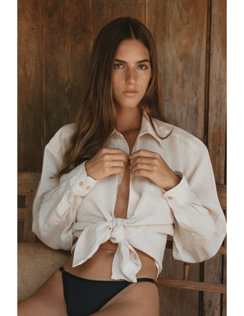 V130 Emily Page 595b9607d3015bae06